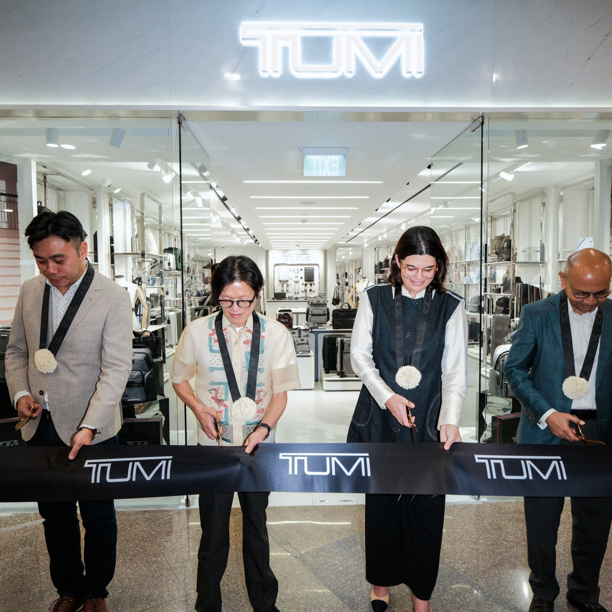 TUMI Celebrates the Grand Opening of its First Manifest Concept Design Store in the Philippines at Greenbelt 5