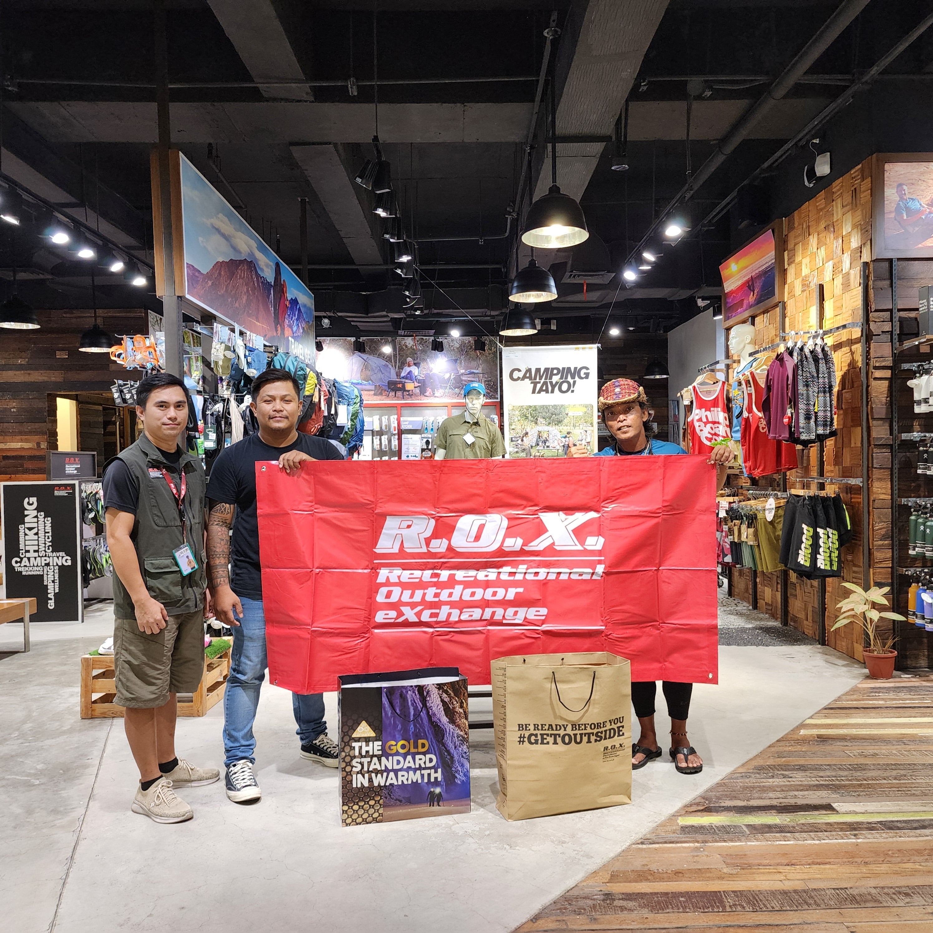 R.O.X. Philippines and Columbia PH support Philippine Looper on foot, Ferdinand Dela Merced